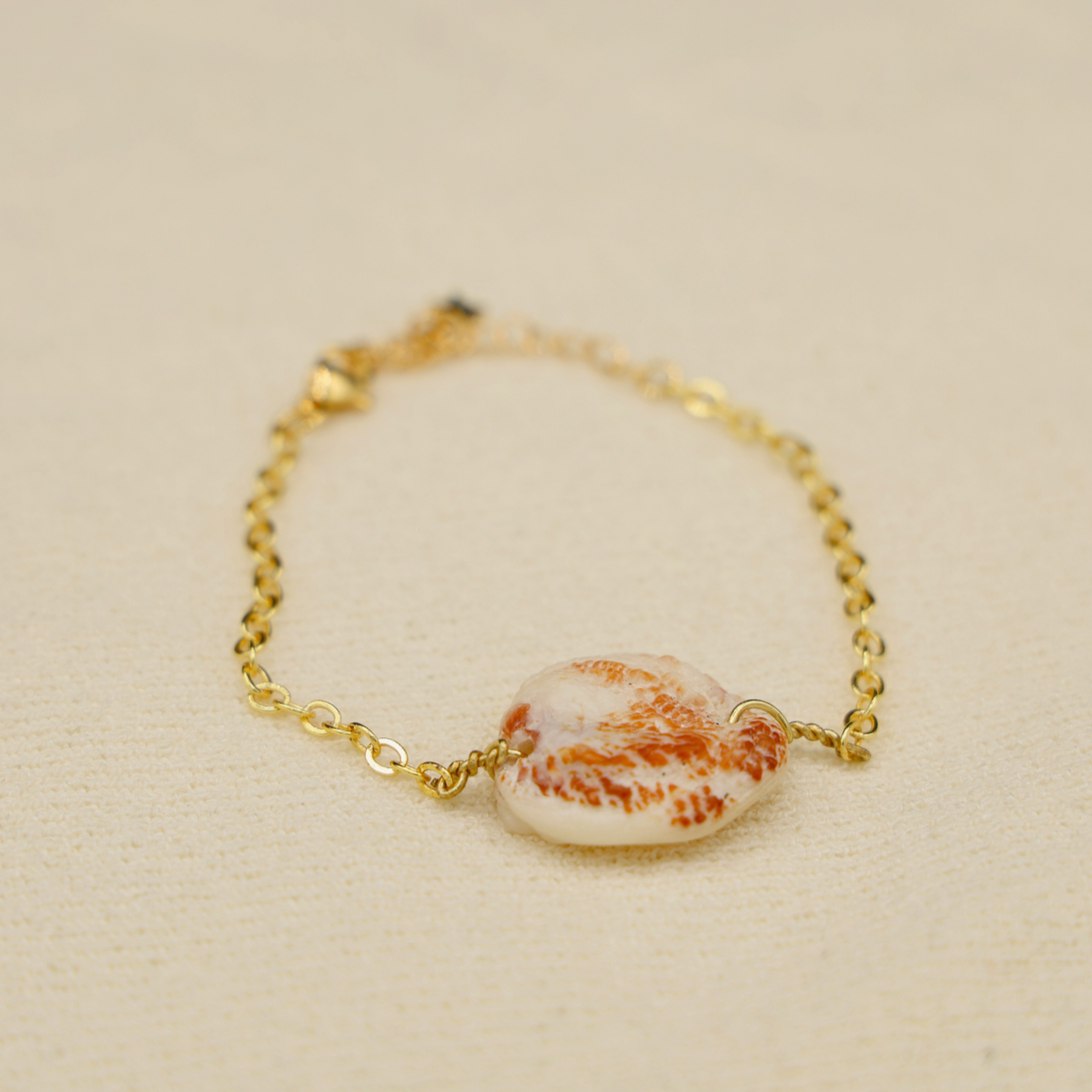 Sunset Shell Bracelet