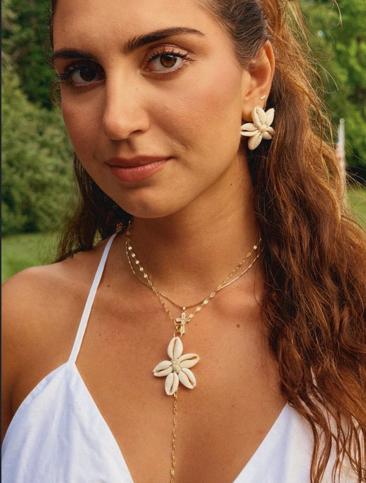 Shell Flower Stud