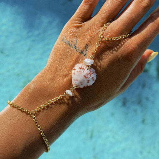 Heart Shell Hand Chain